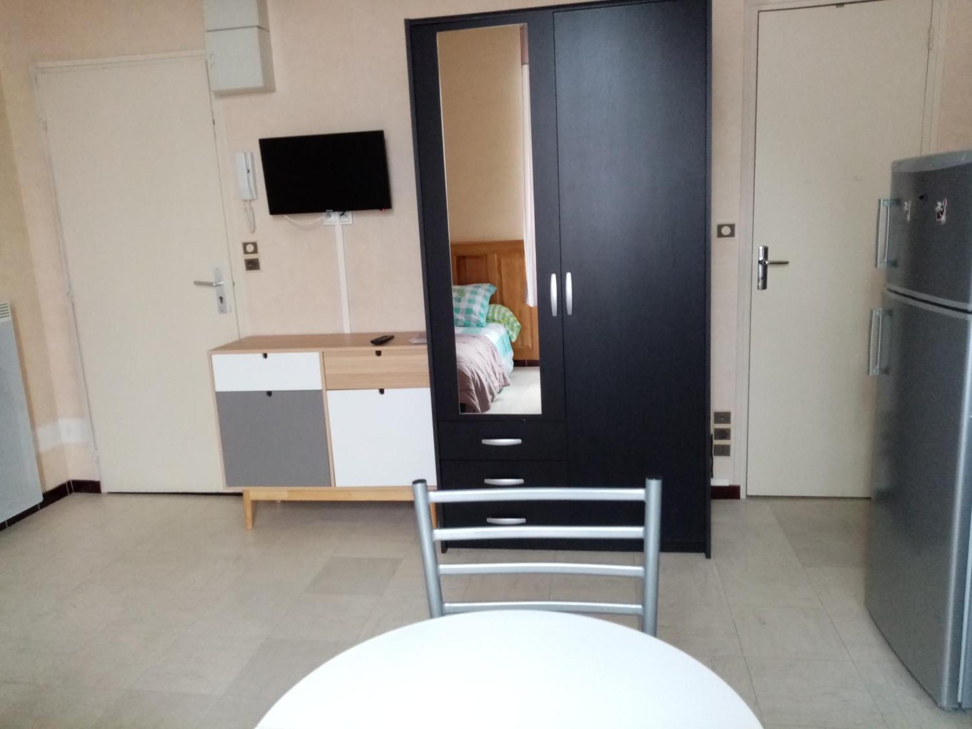 Studio Danton Troyes Exteriör bild